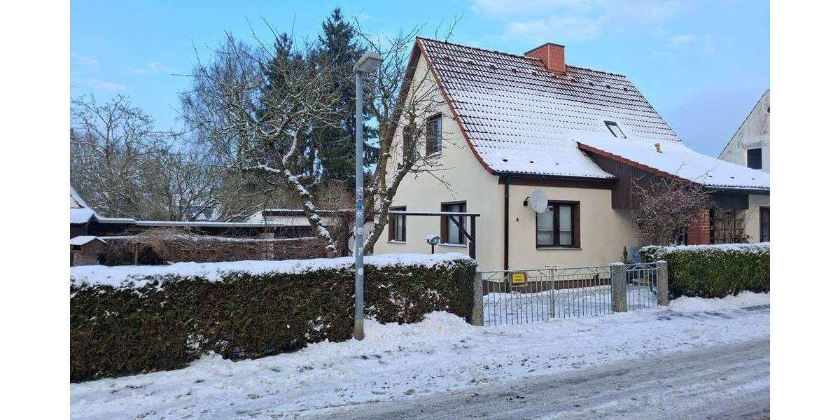 Einfamilienhaus mit Potenzial im Herzen von Bergen 3 zimmer
