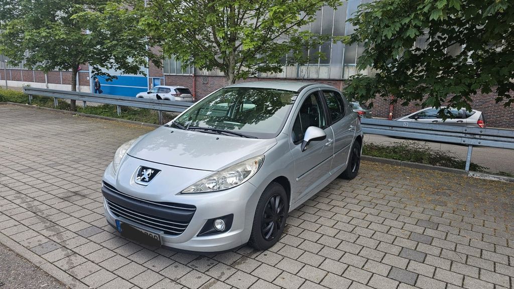 Peugeot 207 190.000 km 1.900 &euro; Göppingen 73035