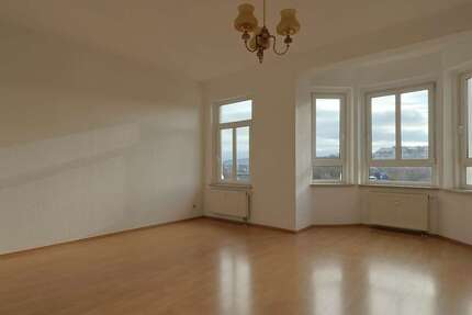 Wohnung zum Kaufen in Plauen 78.000 € 75 m² 3 zimmer