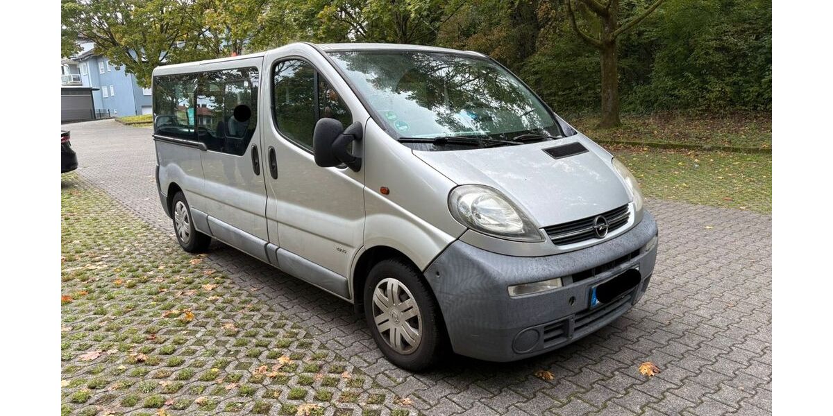 Opel Vivaro 293.000 km 2.300 € Rodenbach 63517