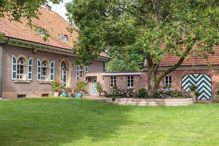 Haus Emsbüren Listrup - 7 Zimmer, 375 m&sup2;, 1.790.000&euro; | Angebot:23965481