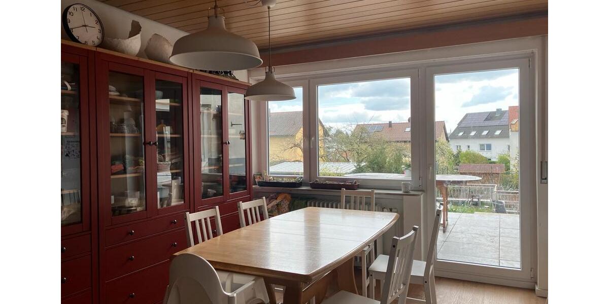 Einfamilienhaus Sindelfingen - 7 Zimmer, 230 m&sup2;, 900.000&euro; | Angebot:26255617