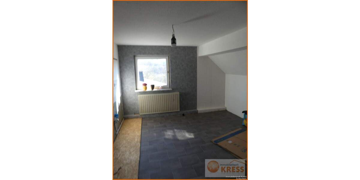 Einfamilienhaus Steinau an der Straße / Neustall Ulmbach - 8 Zimmer, 288 m&sup2;, 180.000&euro; | Angebot:25746838