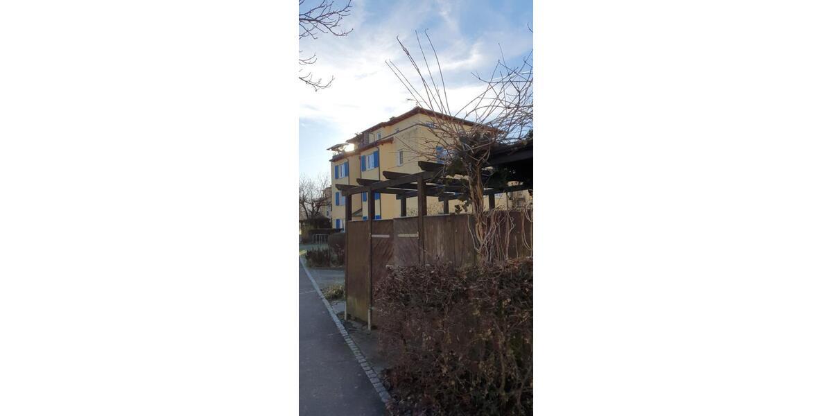 Dachgeschoßwohnung Denzlingen - 2 Zimmer, 68 m&sup2;, 950&euro; | Angebot:24767564