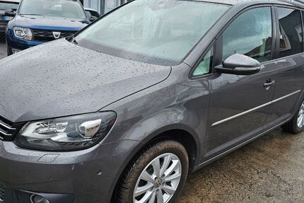 VW Touran 133.127 km 12.950 &euro; Rathenow 14712