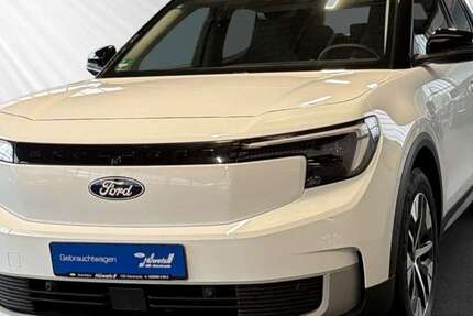 Ford Explorer 1.381 km 34.990 &euro; Oberhausen 46145