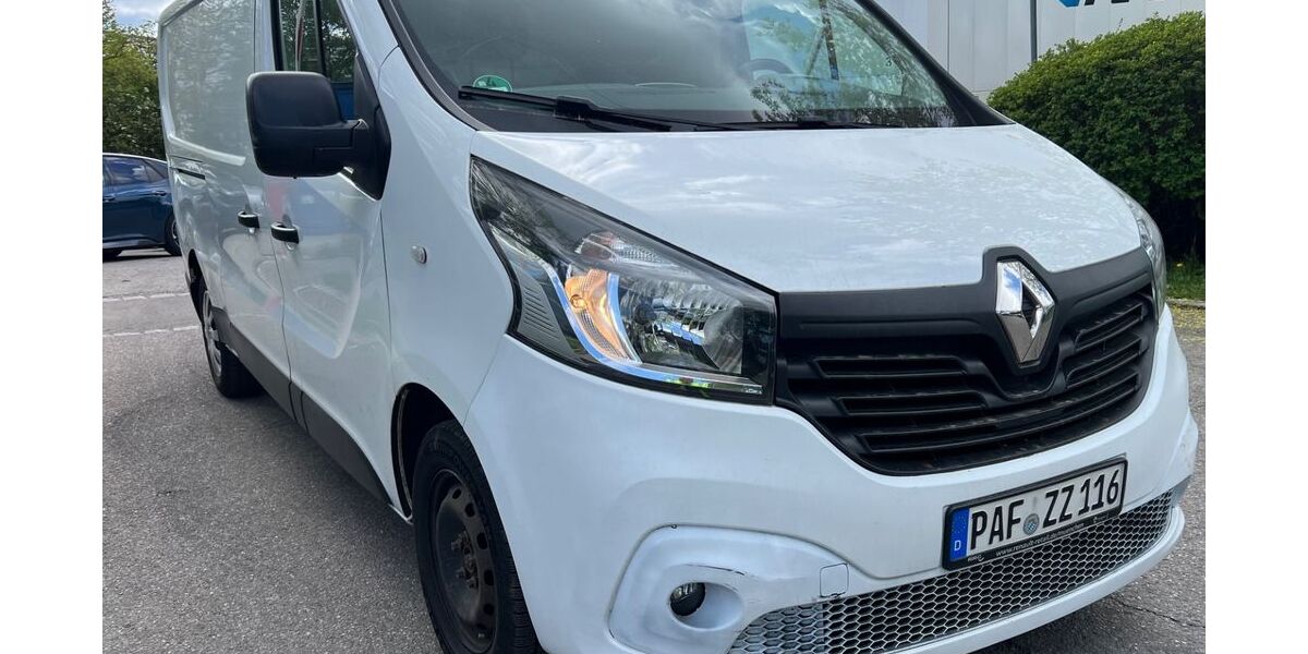 Renault Trafic 118.008 km 5.999 &euro; Garching bei München 85748