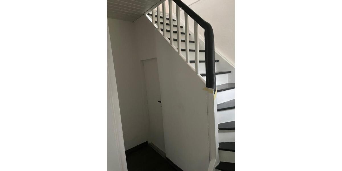 Schönes Wohnhaus mit Garten und Carport zur Miete 4 zimmer