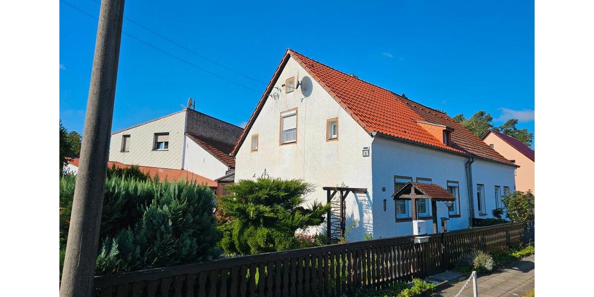 Doppelhaushälfte Bad Freienwalde (Oder) - 4 Zimmer, 85 m&sup2;, 750&euro; | Angebot:26020072