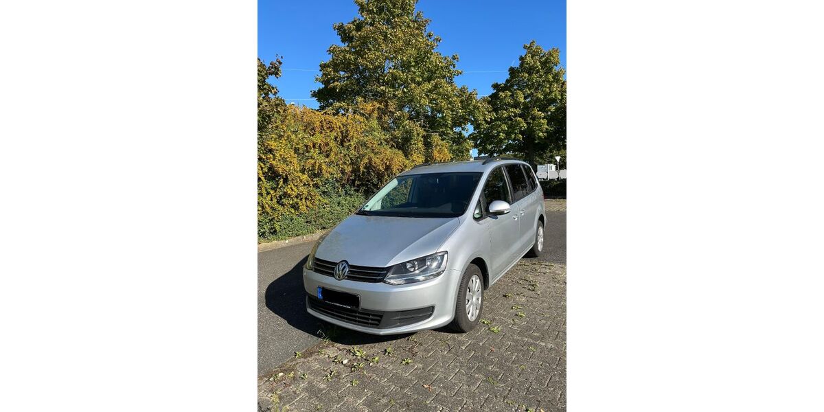 VW Sharan 182.000 km 9.700 &euro; Aachen 52066