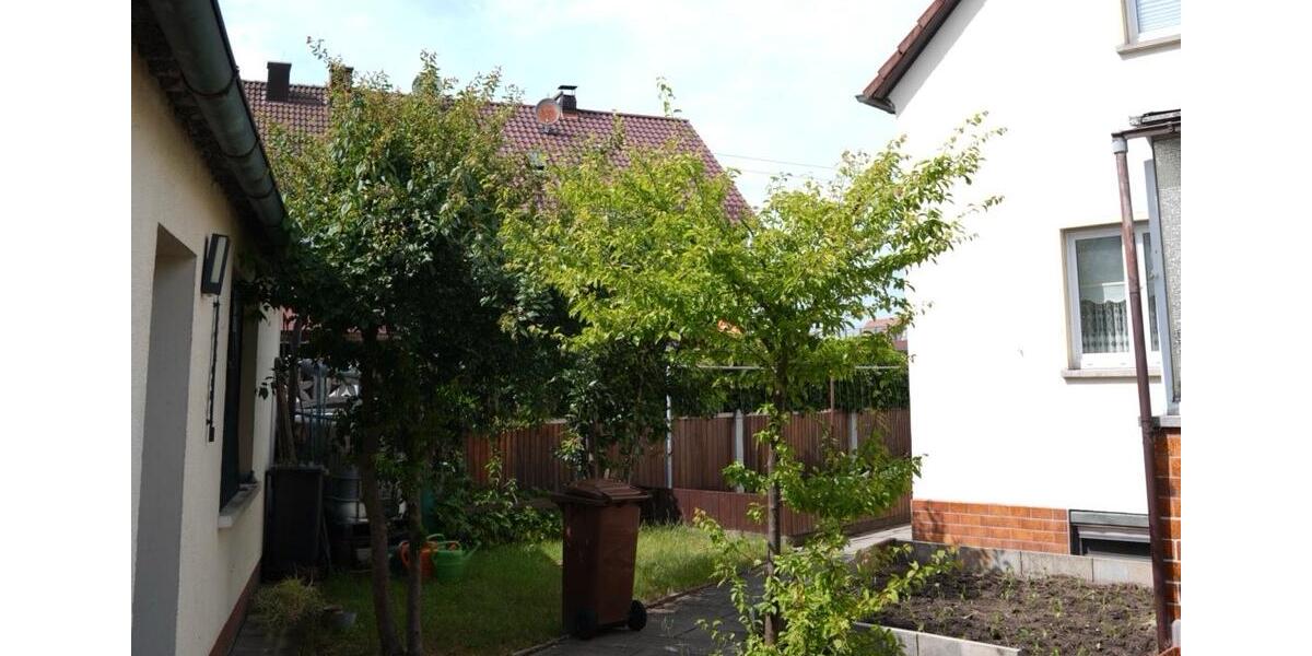 Mehrfamilienhaus, Wohnhaus Röthenbach an der Pegnitz - 10 Zimmer, 200 m&sup2;, 850.000&euro; | Angebot:26775934