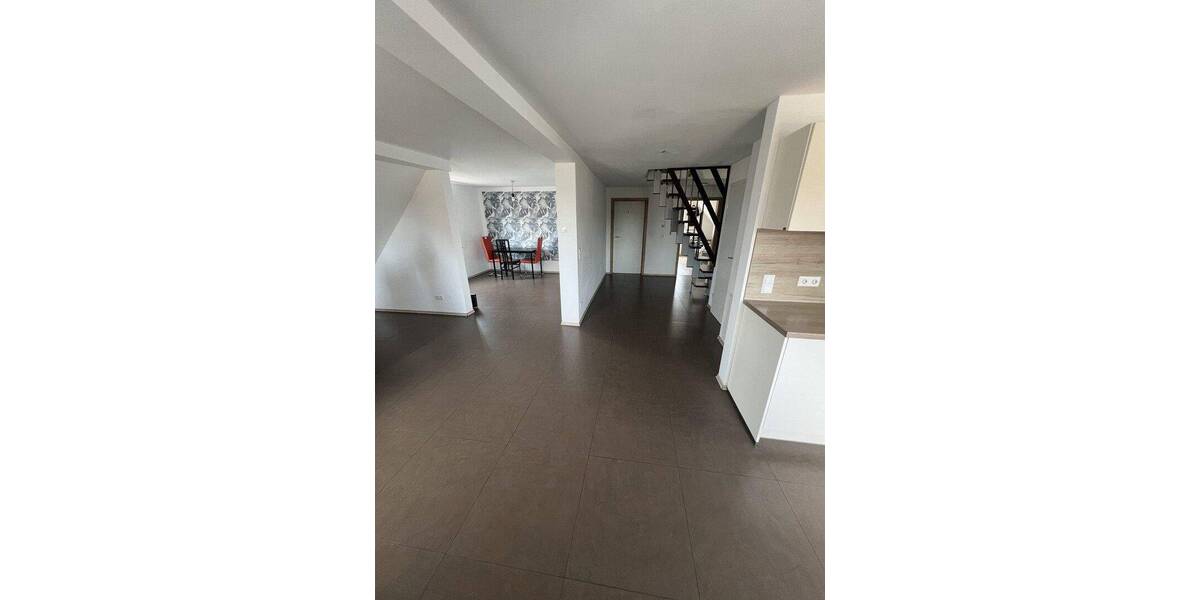 Etagenwohnung Trossingen - 5 Zimmer, 112 m&sup2;, 319.000&euro; | Angebot:26886410