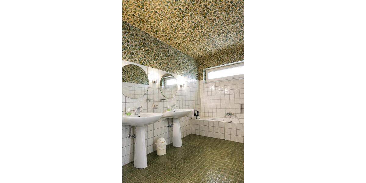 Einfamilienhaus Wingst - 8 Zimmer, 234 m&sup2;, 580.000&euro; | Angebot:26477902