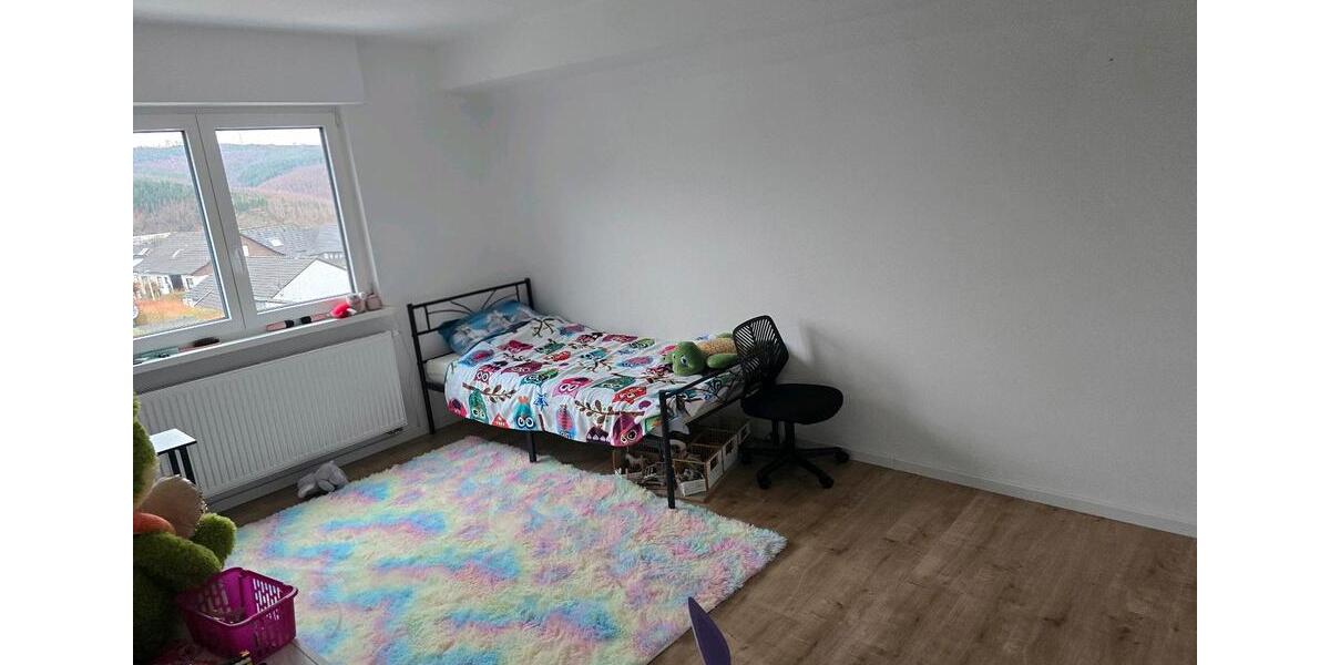 Einfamilienhaus Sundern (Sauerland) - 6 Zimmer, 138 m&sup2;, 330.000&euro; | Angebot:26841257