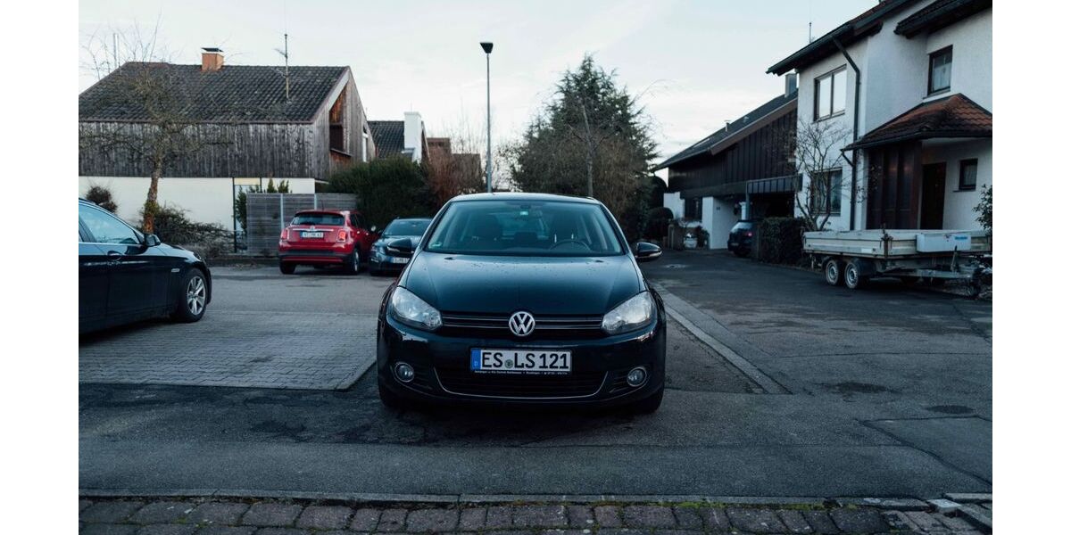 VW Golf 186.000 km 4.500 &euro; Ostfildern 73760