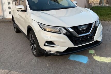 Nissan Qashqai 89.000 km 16.000 &euro; Borg 66706