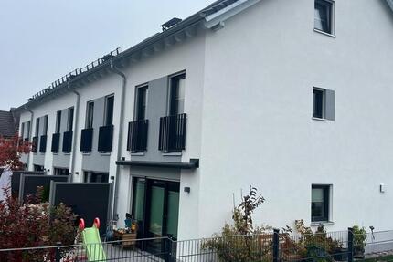 Neubau-Reihenhaus in Dorfen – Bahnhofsnähe | QNG & KfW40 5 zimmer