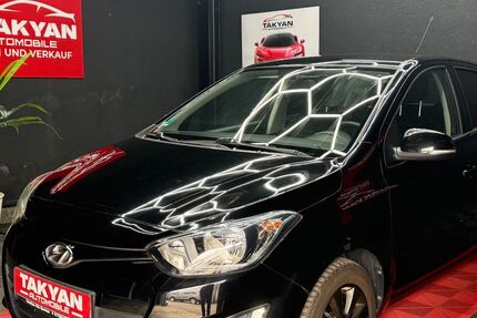 Hyundai i20 82.000 km 5.900 &euro; Mannheim 68309
