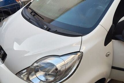 Peugeot 107 111.158 km 3.700 &euro; Kleinsteinbach 76327