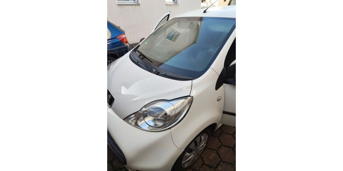 Peugeot 107 111.158 km 3.700 &euro; Kleinsteinbach 76327