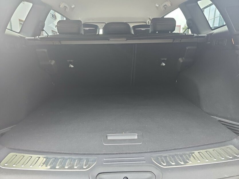 Koleos Initiale Paris 4x4 Scheckheft gepflegt