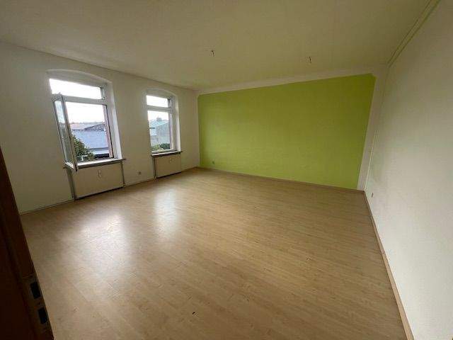 Mehrfamilienhaus, Wohnhaus Britz - 6 Zimmer, 169 m&sup2;, 249.000&euro; | Angebot:25700760