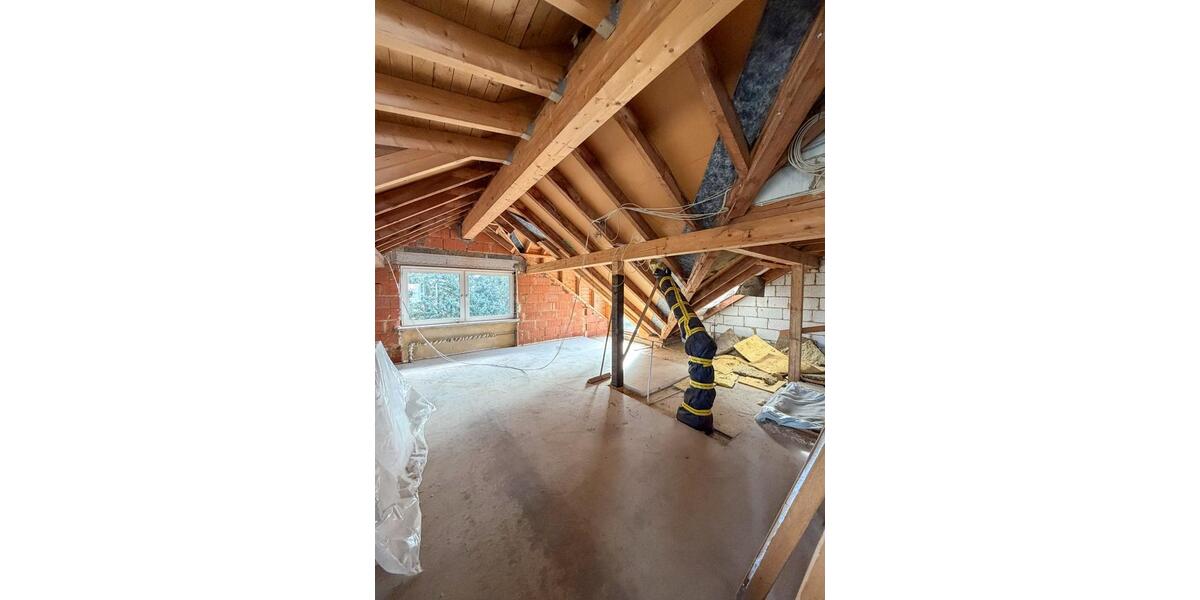 Einfamilienhaus Alsfeld - 8.5 Zimmer, 262 m&sup2;, 398.000&euro; | Angebot:26987863