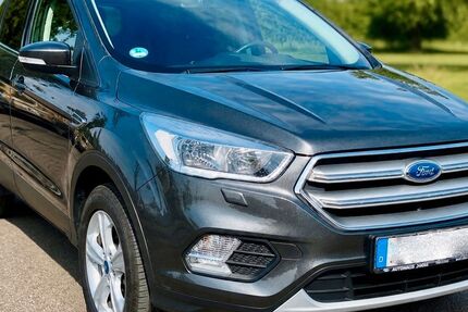 Ford Kuga 145.911 km 10.500 &euro; Vilshofen 94474