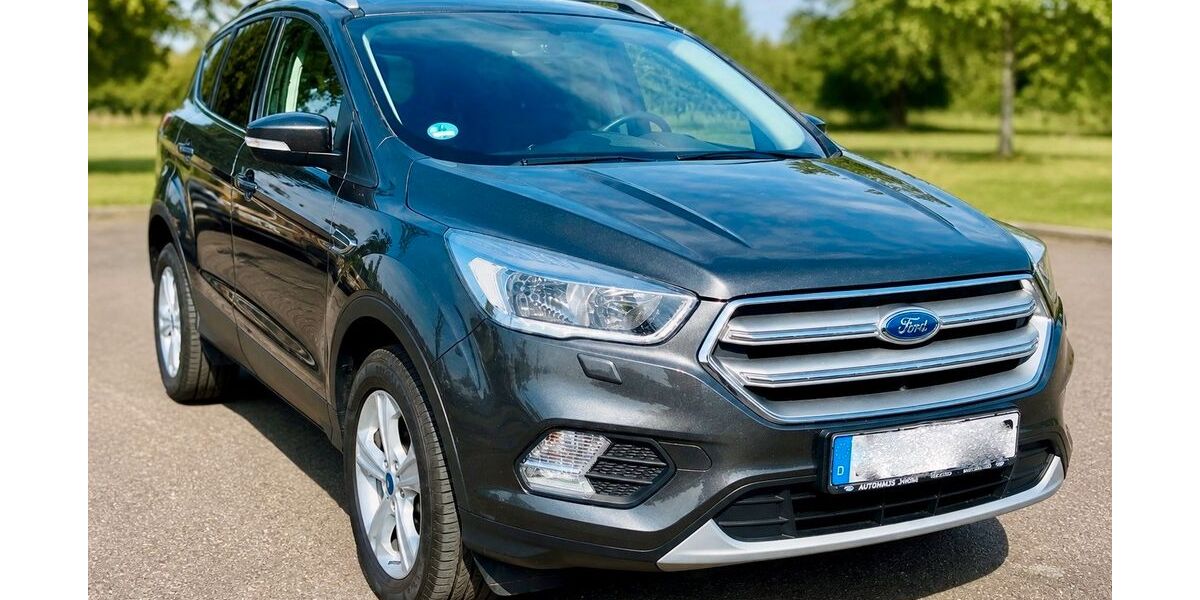 Ford Kuga 145.911 km 10.500 &euro; Vilshofen 94474
