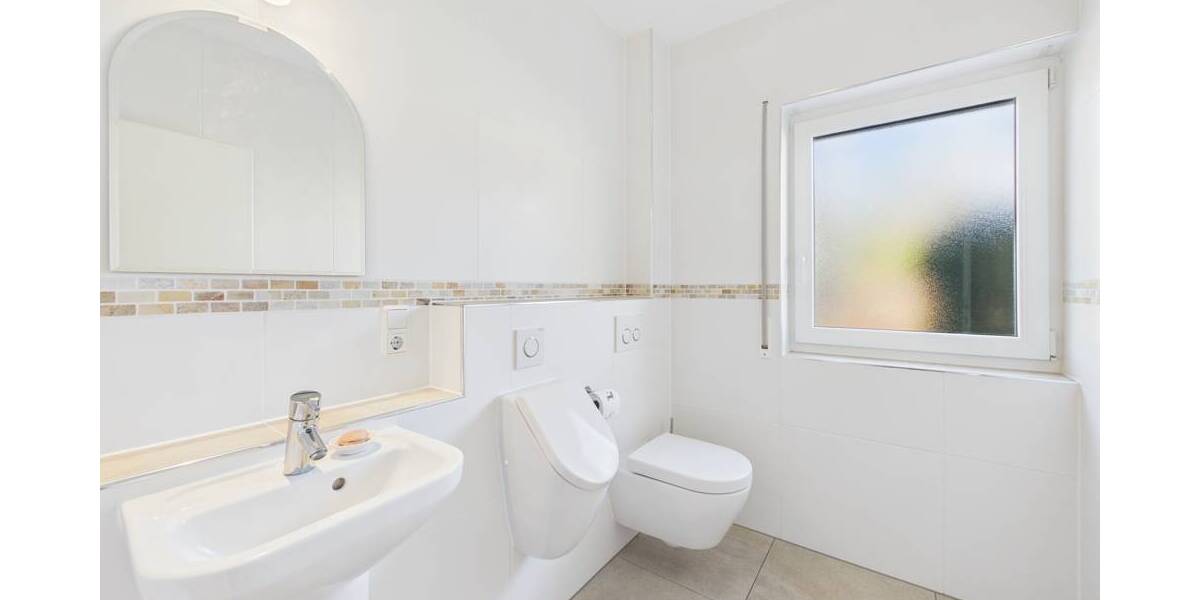 Einfamilienhaus Saarbrücken / Klarenthal Klarenthal - 6 Zimmer, 226 m&sup2;, 630.000&euro; | Angebot:26244752