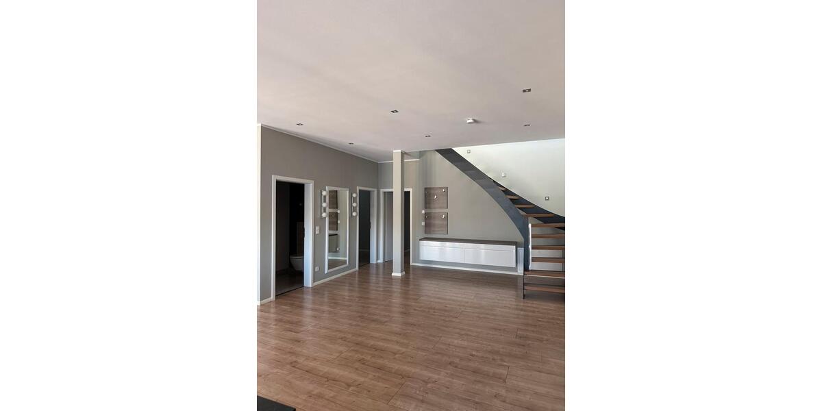 Einfamilienhaus Quakenbrück - 3 Zimmer, 160 m&sup2;, 1.600&euro; | Angebot:24691662