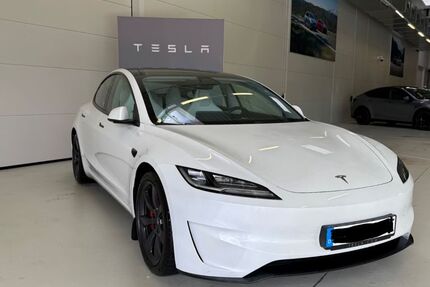 Tesla Model 3 31.181 km 44.790 &euro; Erding 85435