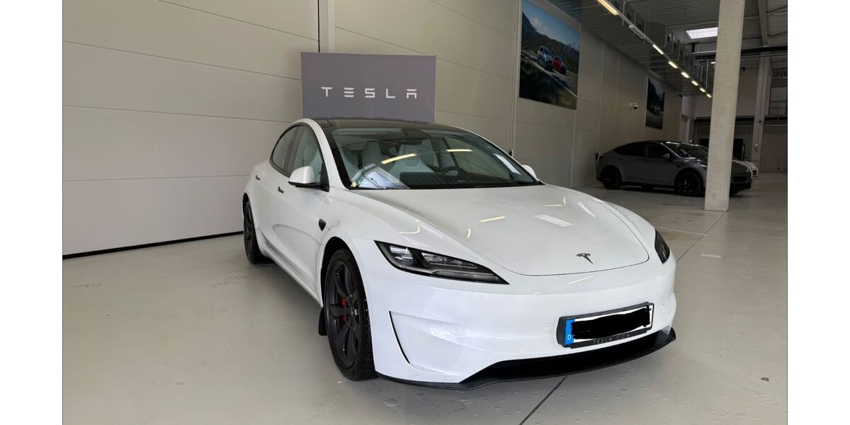 Tesla Model 3 31.181 km 44.790 &euro; Erding 85435