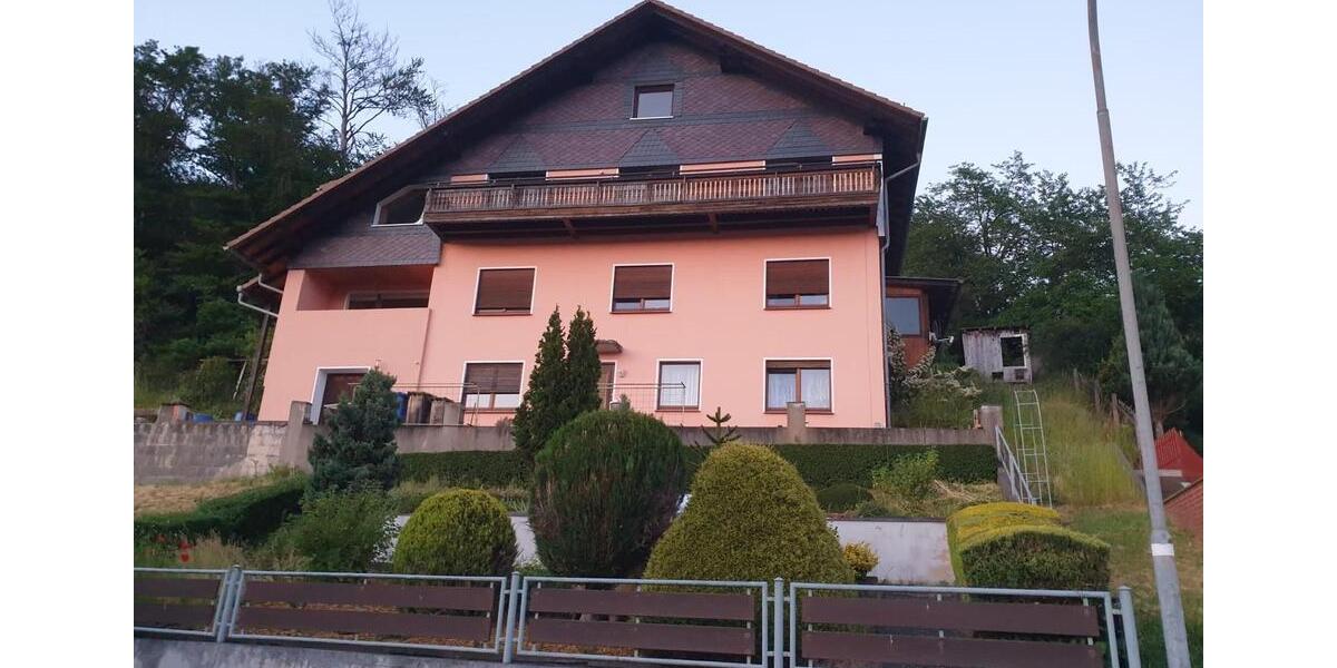 Etagenwohnung Steffenberg - 10 Zimmer, 227 m&sup2;, 179.000&euro; | Angebot:25915457