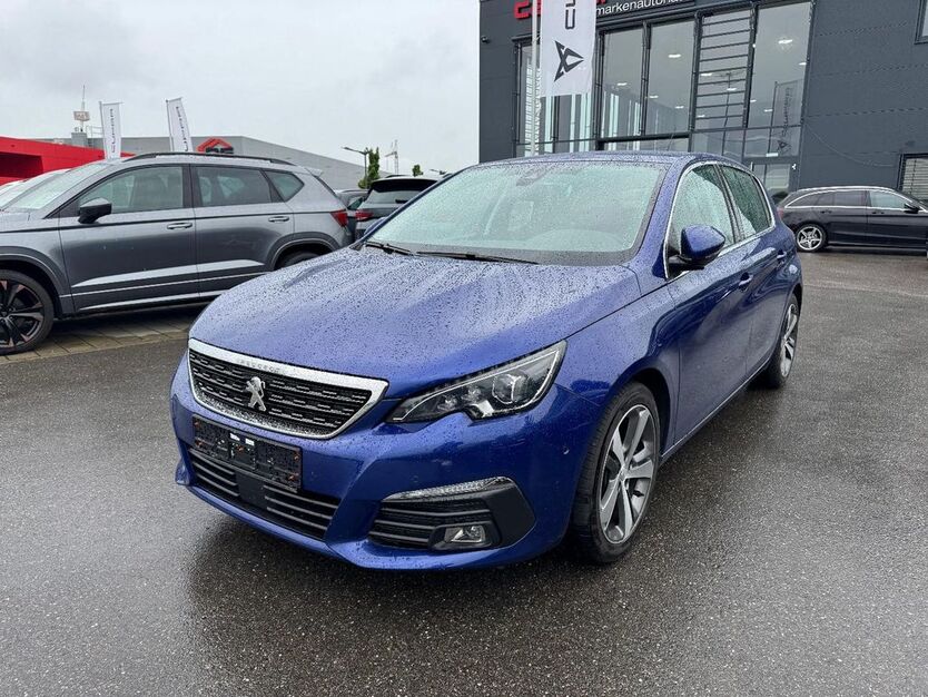Peugeot 308 133.000 km 9.890 € Villingen-Schwenningen 78052