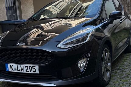 Ford Fiesta 99.000 km 11.200 &euro; Köln 50735