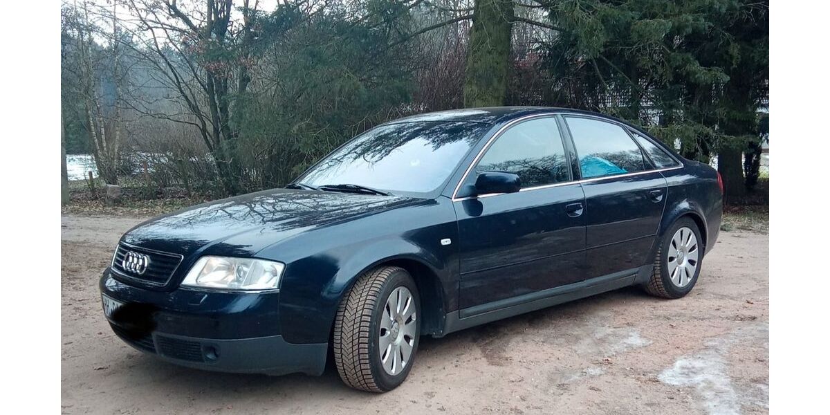 Audi quattro 284.116 km 1.950 &euro; Hamburg 21033