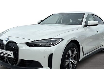 BMW i4 35.100 km 41.880 &euro; Dingolfing 84130