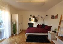 Tolles gepflegtes möbliertes Zimmer in Studenten WG