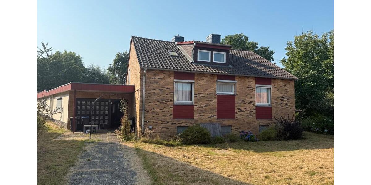 Einfamilienhaus Uslar - 10 Zimmer, 267 m&sup2;, 325.000&euro; | Angebot:26102450
