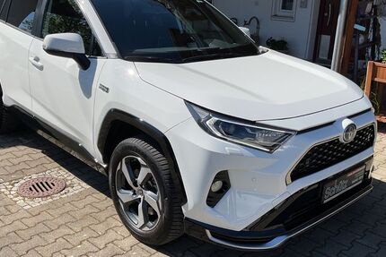 Toyota RAV 4 18.328 km 37.950 &euro; Stöttwang 87677