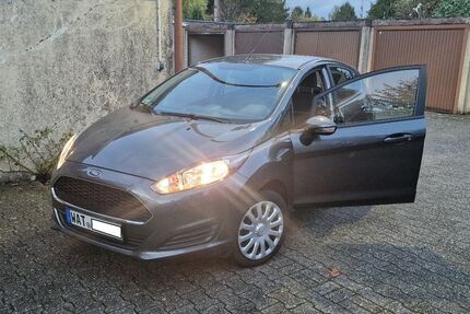 Ford Fiesta 29.000 km 8.499 € Bochum 44866