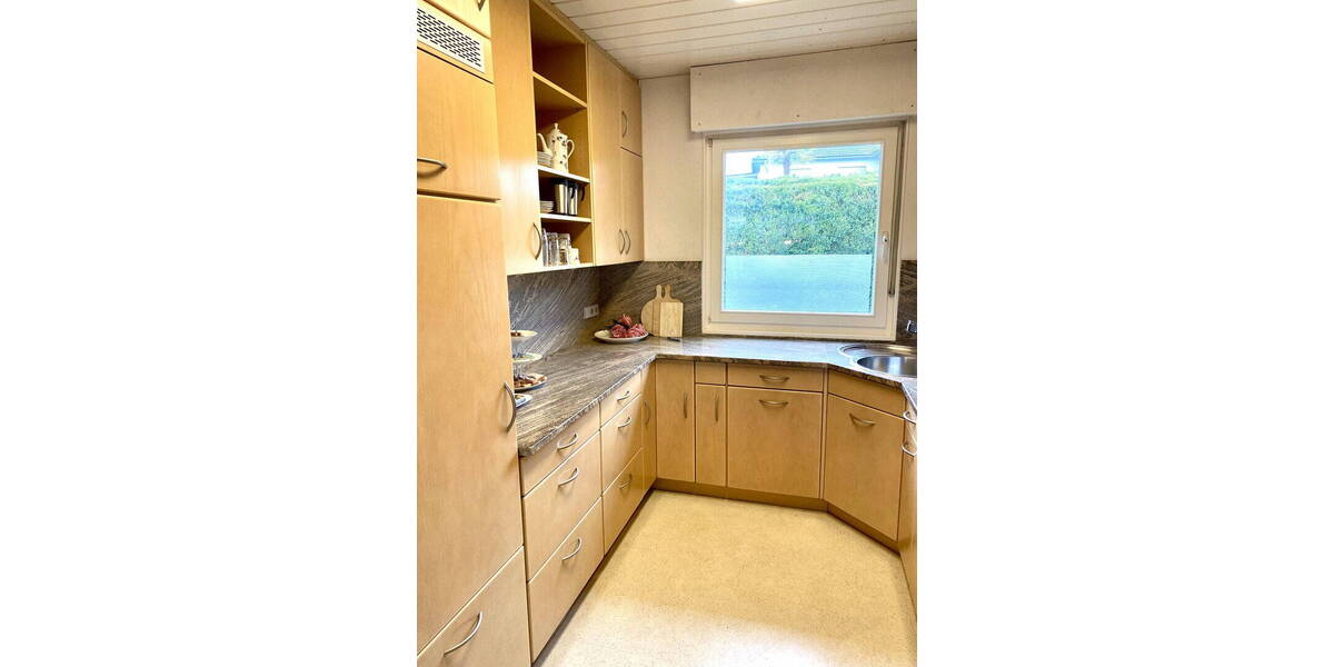 Einfamilienhaus Jestetten - Altenburg Altenburg - 7 Zimmer, 204 m&sup2;, 500.000&euro; | Angebot:25663329