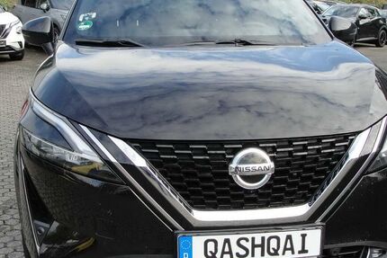 Nissan Qashqai 51.200 km 27.900 € Olpe 57462