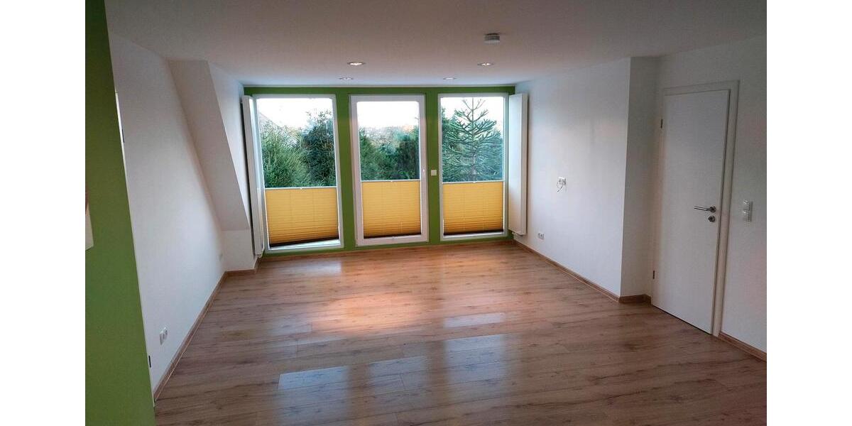 Dachgeschoßwohnung Sellin - 3 Zimmer, 60 m&sup2;, 730&euro; | Angebot:26345700
