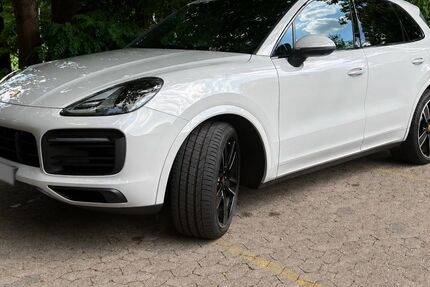 Porsche Cayenne 82.000 km 78.500 &euro; Groß Schwülper 38179