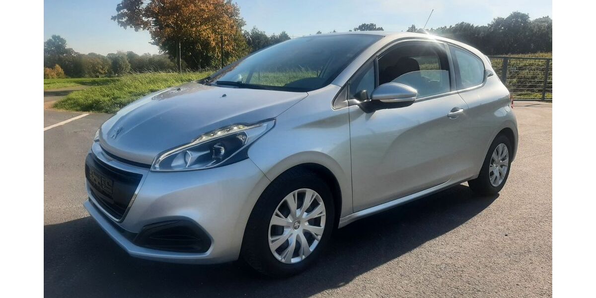 Peugeot 208 164.000 km 4.990 &euro; Dresden 01259