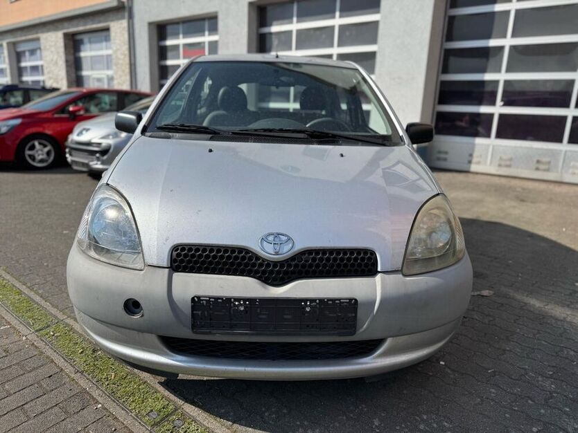 Yaris