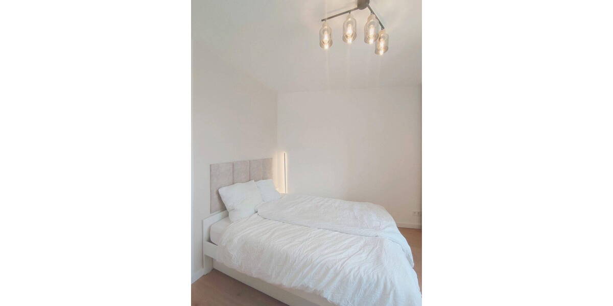 Etagenwohnung Stuttgart Ost - 2 Zimmer, 26 m&sup2;, 1.150&euro; | Angebot:25984610