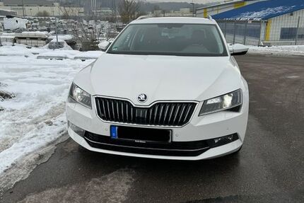 Skoda Superb 158.000 km 19.900 &euro; Weidenstetten 89197